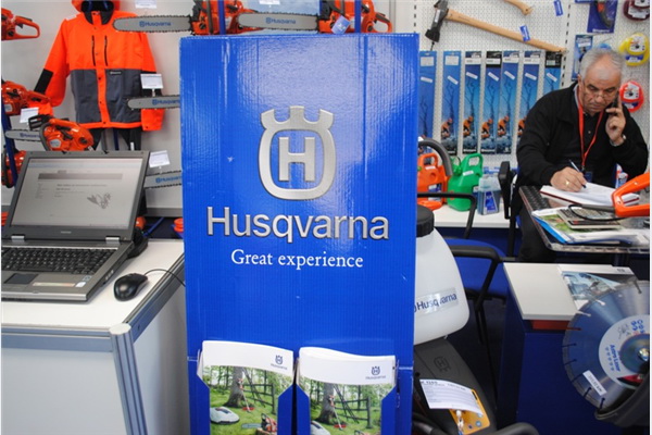 Na sajmu u Mostaru: Veliko interesovanje za Husqvarna opremom 