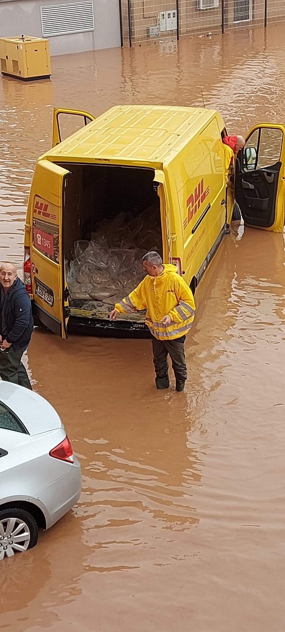 DHL poplava