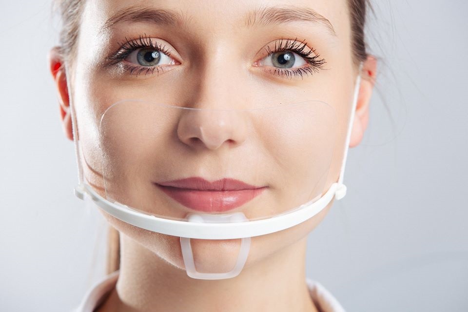 Firma Jusri iz Goražda započela proizvodnju transparentnih maski za lice