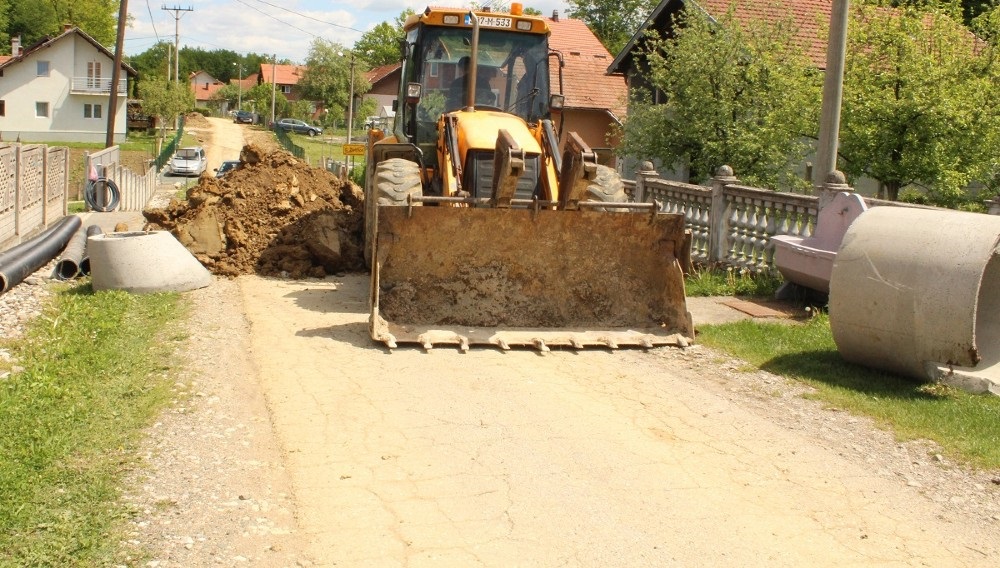 Počela izgradnja kanalizacione mreže u Mjesnoj zajednici Oskova
