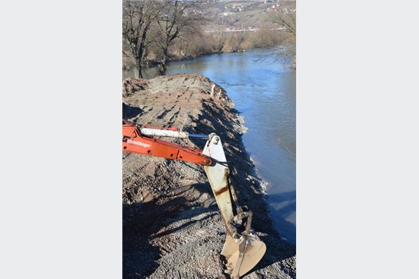 Počelo čišćenje korita rijeka i potoka u Novom Gradu