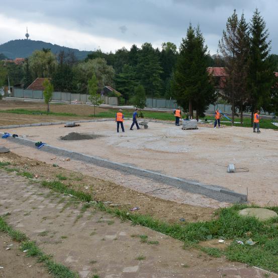 Izgradnja dječijih igrališta u Hrasnom, Buča i Boljakovom potoku i Dobrinji