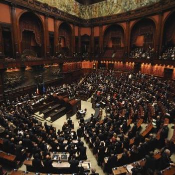 Italijanski parlament odgodio rok za uravnoteženje proračuna