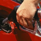 Na benzinskim pumpama u RS od danas manje cijene naftnih derivata: Jeftinije gorivo