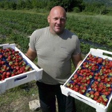 Veljko Perišić, poljoprivrednik iz Trebinja: Od studenta prava i zaštitara do uspješnog poljoprivrednika