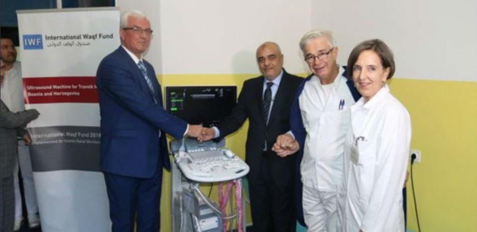 Bolnici u Travniku doniran ultrazvučni aparat