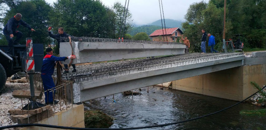 Širbegović: Donacija betonskih nosača u vrijednosti 35.000 KM