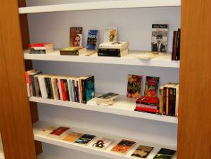 Ured za kulturu i turizam donirao 300 knjiga Gazi Husrev-begovoj biblioteci