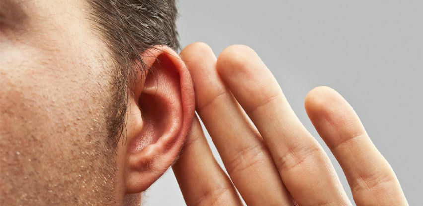 Šta je gubitak sluha u jednom uhu?