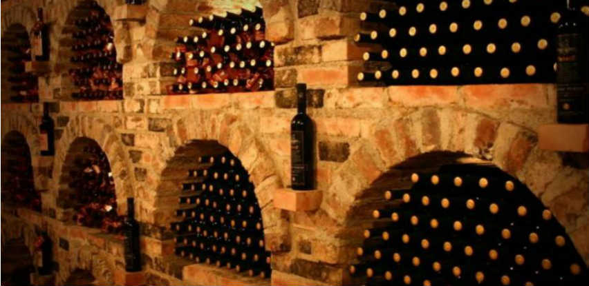 Pogledajte kako izgleda proizvodnja vina u Podrumu Vukoje