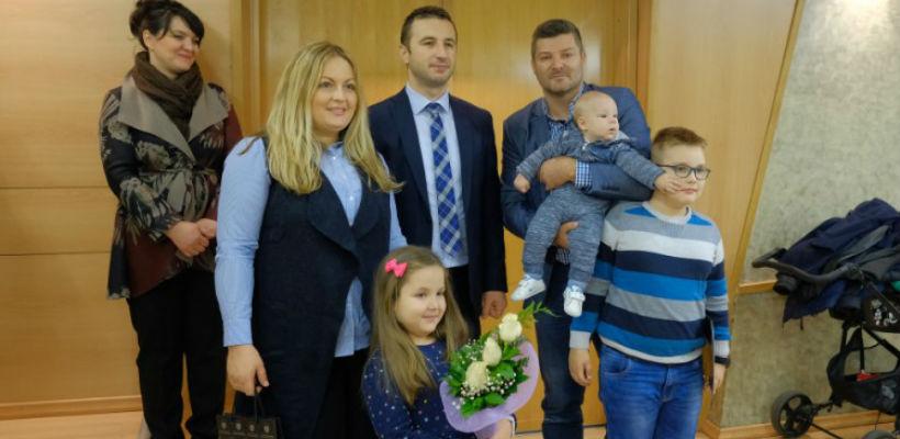 Općina Novi Grad: Po 500 KM za još 34 porodice sa troje i više djece