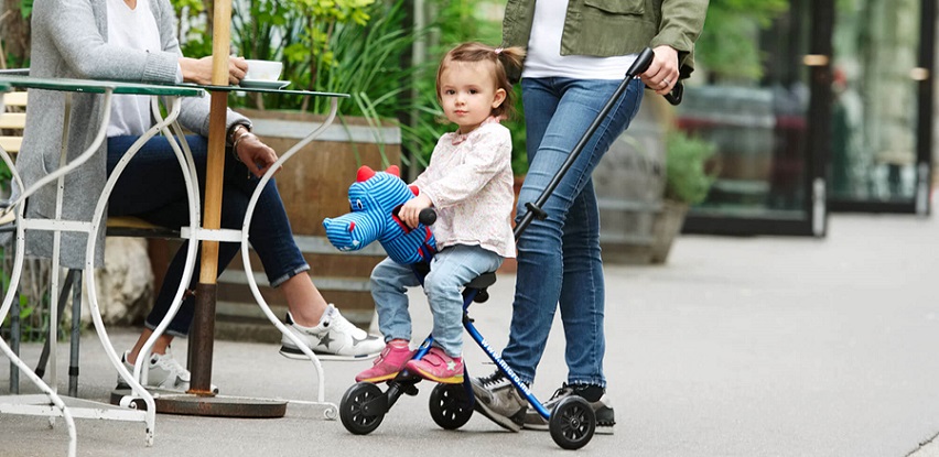 Micro Trike genijalno dizajniran način kako šetati po gradu sa djetetom!