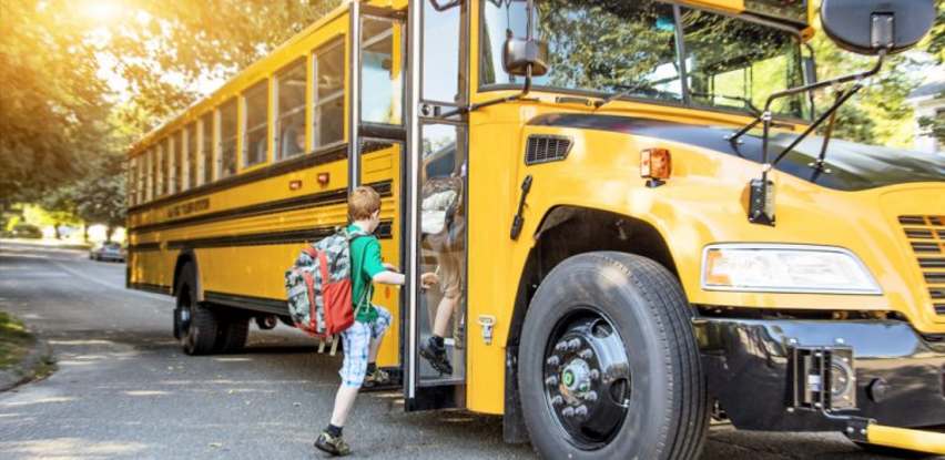 Općina Velika Kladuša vrši subvenciniranje troškova prevoza učenika