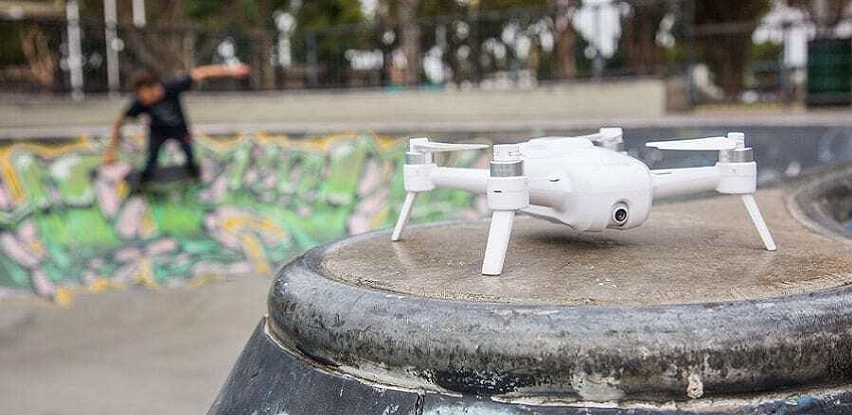 Pronađite pogodan i kompaktan dron Breeze u KM Trade-u