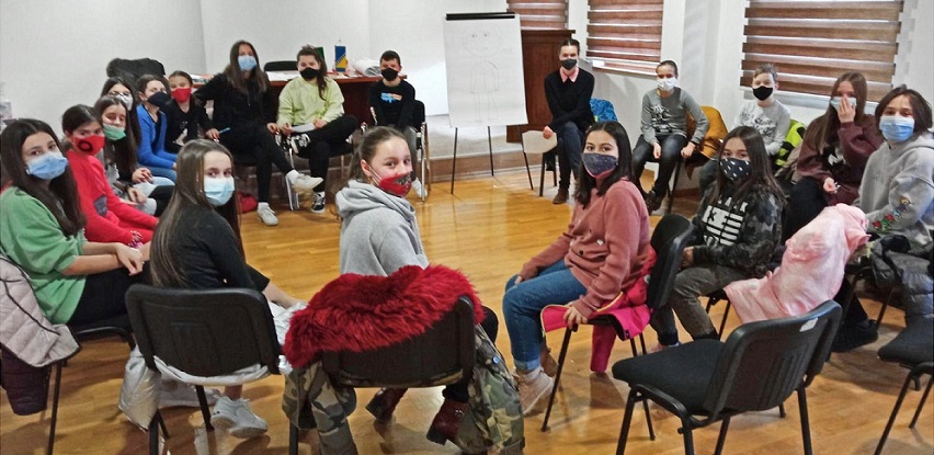 Blizu 200 dječaka i djevojčica u BiH pohađa novi ciklus World Vision radionica